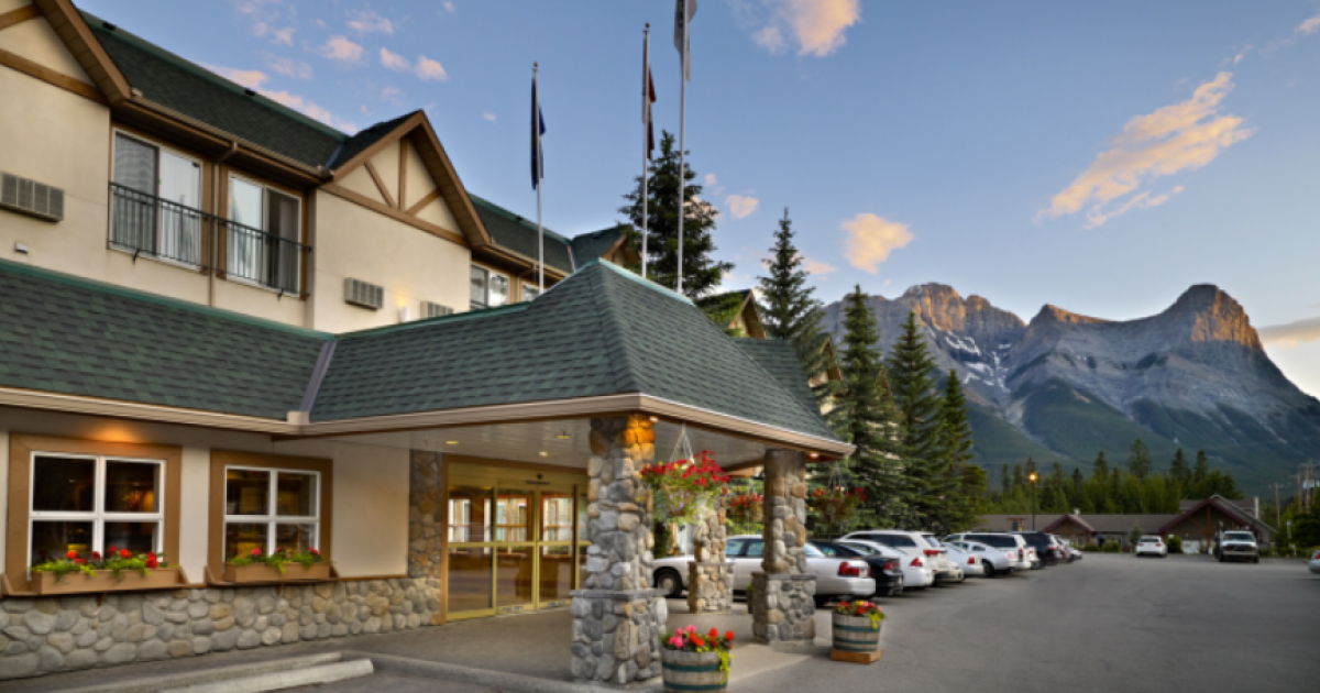 2020-02-18 15_45_29-Coast Canmore Hotel - Google Search.png