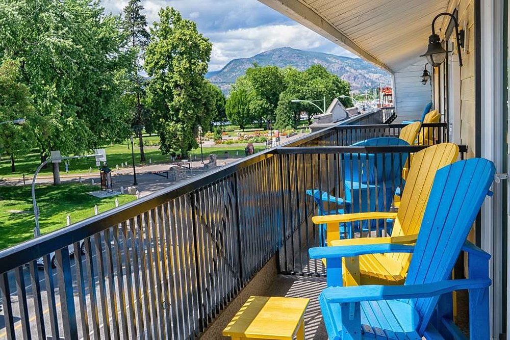 Prestige Beach House kelowna