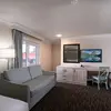 Prestige Beach House (Downtown Kelowna)